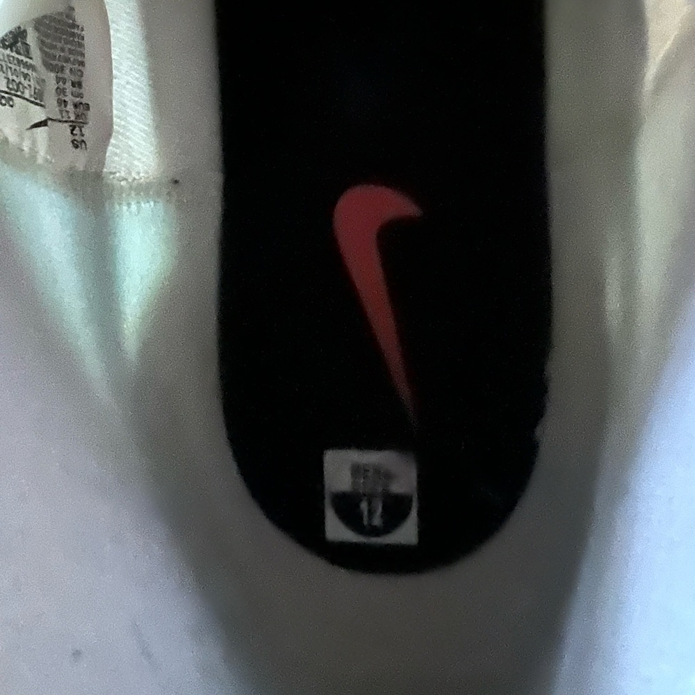 Men’s Nike Blazers - Picture 4 of 5